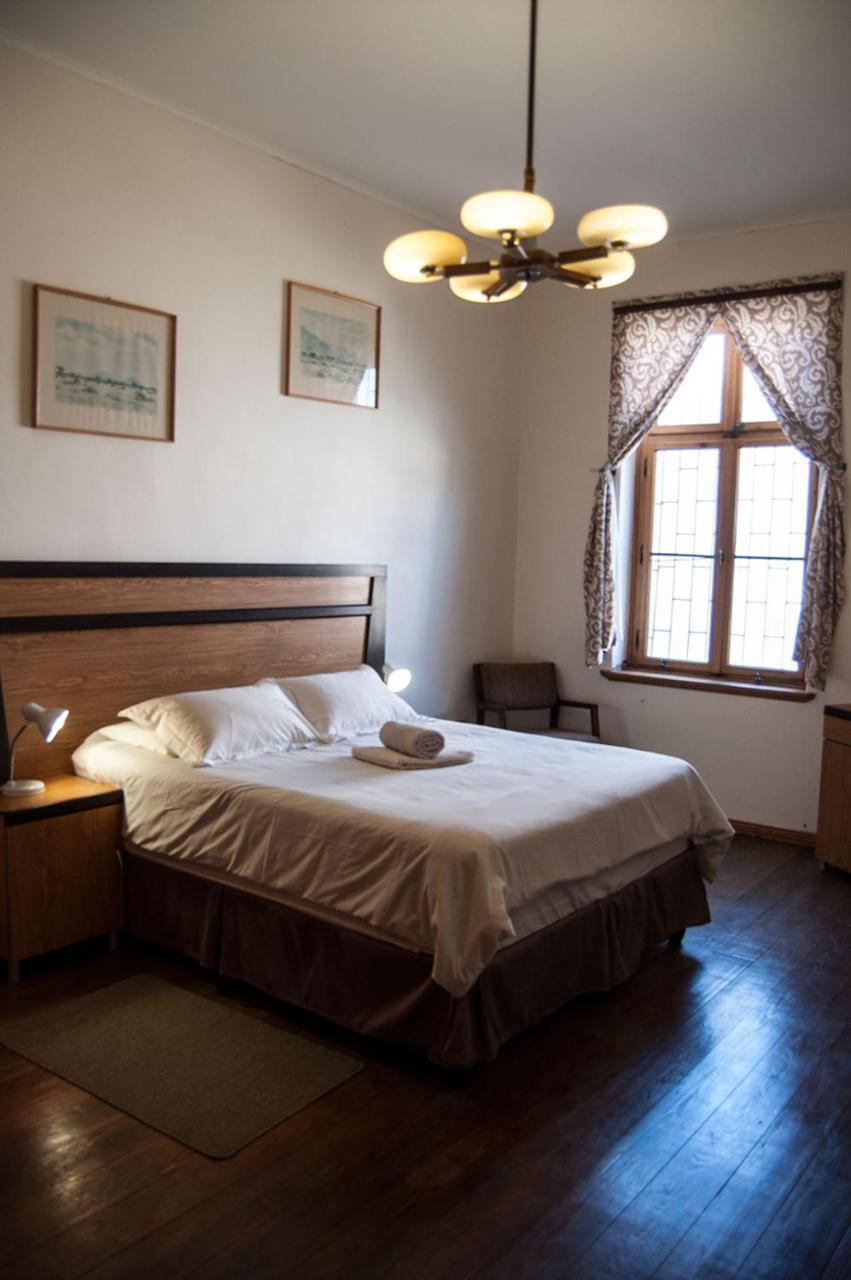 Historical Guesthouse - Self Catering Apartments Lüderitz Exteriör bild