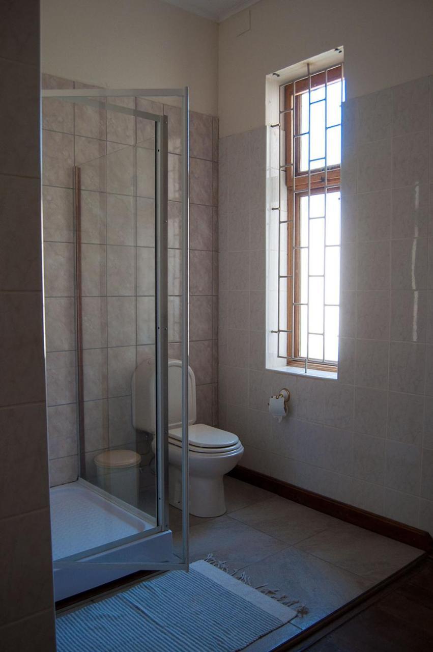 Historical Guesthouse - Self Catering Apartments Lüderitz Exteriör bild